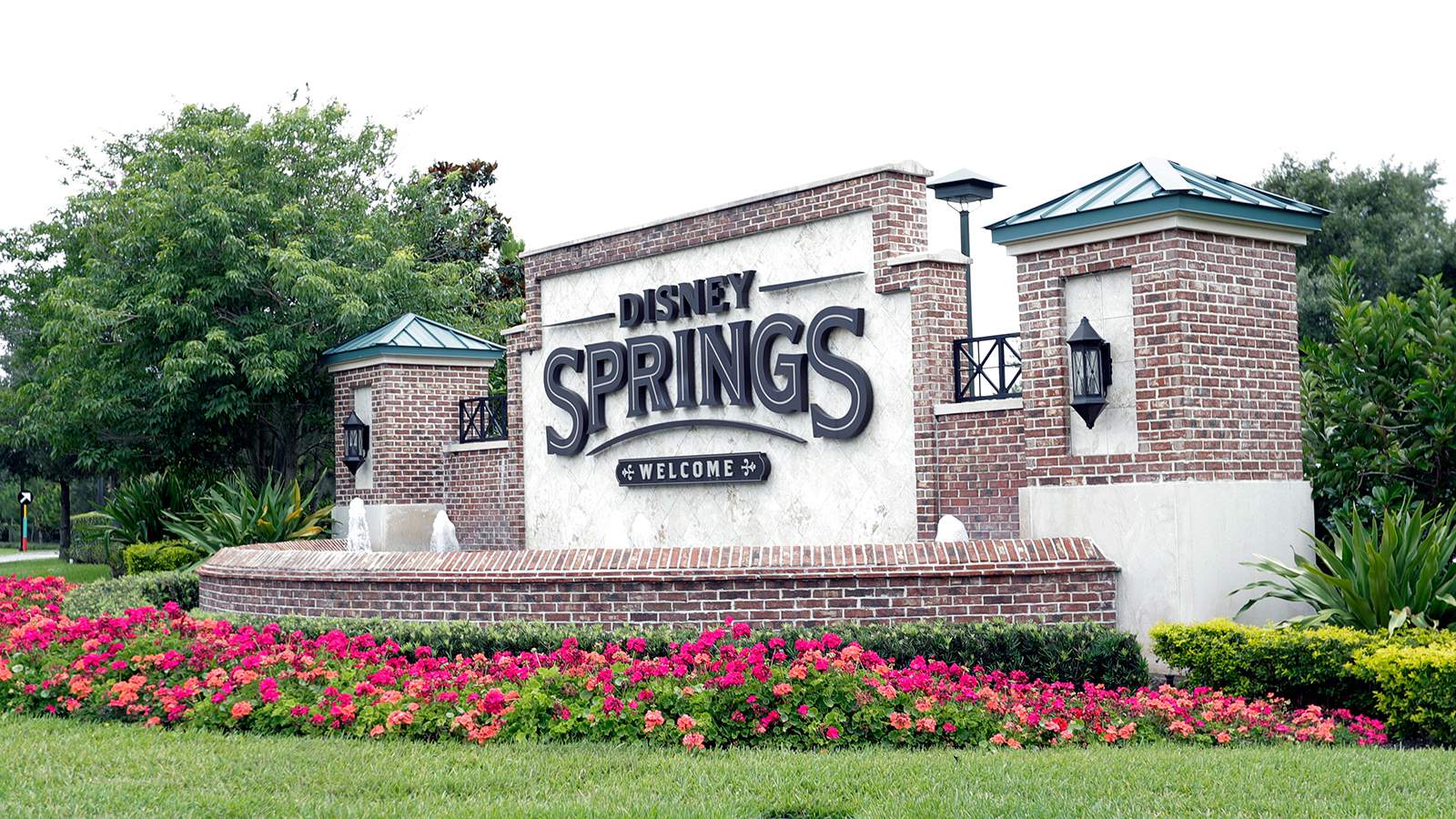 Man spends 15K on Disney Springs vacation, gets arrested after refusing temperature check
