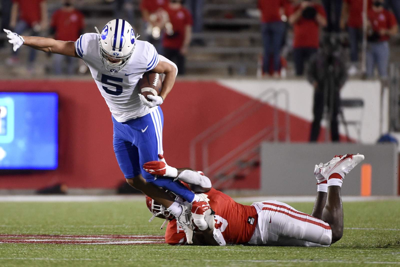 Wilson throws 4 TDs in No. 14 BYU's 43-26 win over Houston