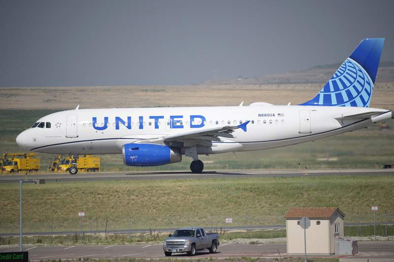 United Airlines to fire nearly 600 employees for refusing COVID-19 vaccine