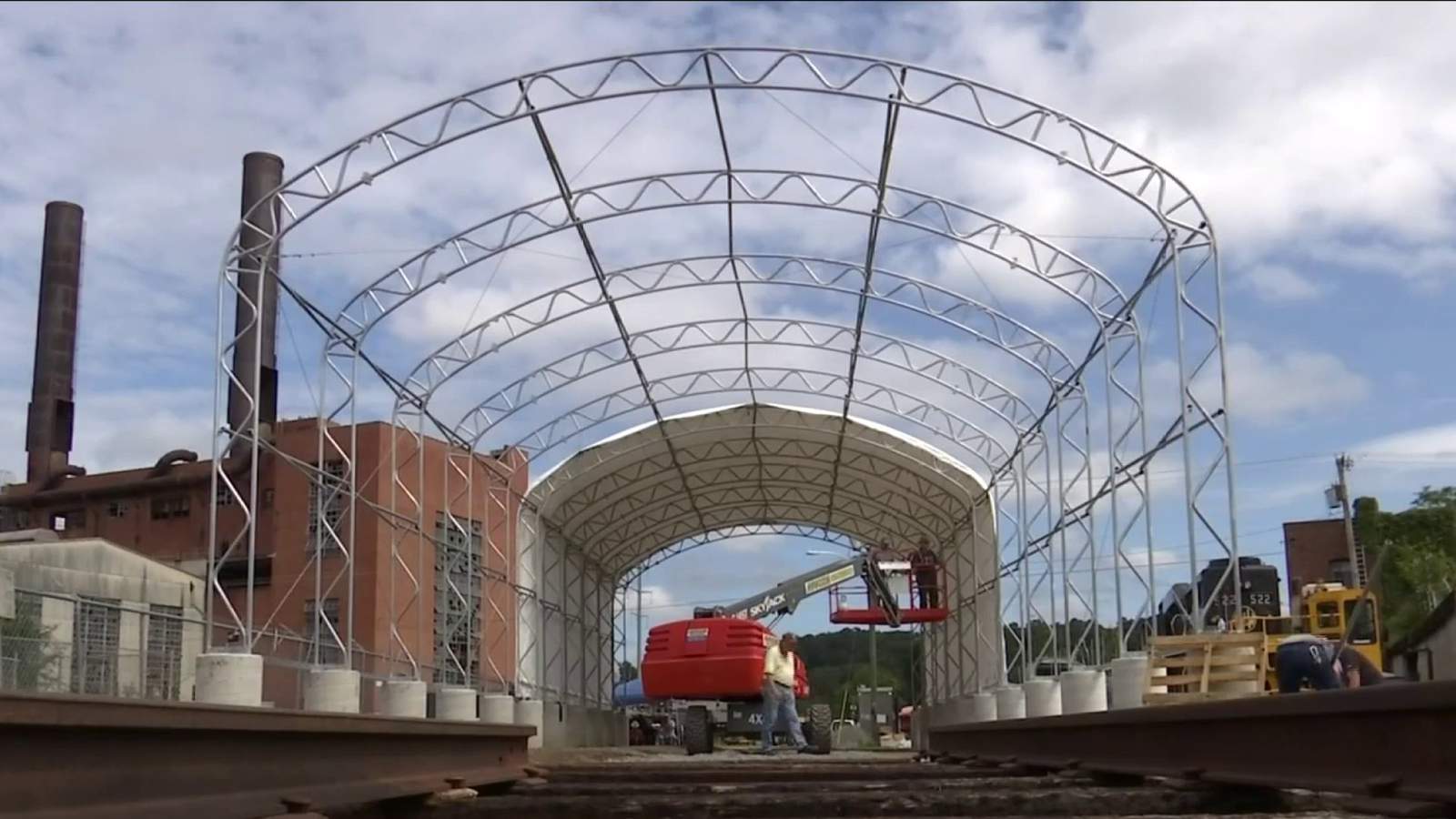 Train history society builds structure to speed up rail car restorations