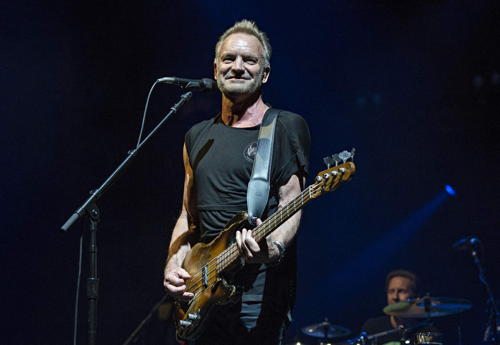 Sotheby’s offers benefit auction with Sting, Hillary Clinton