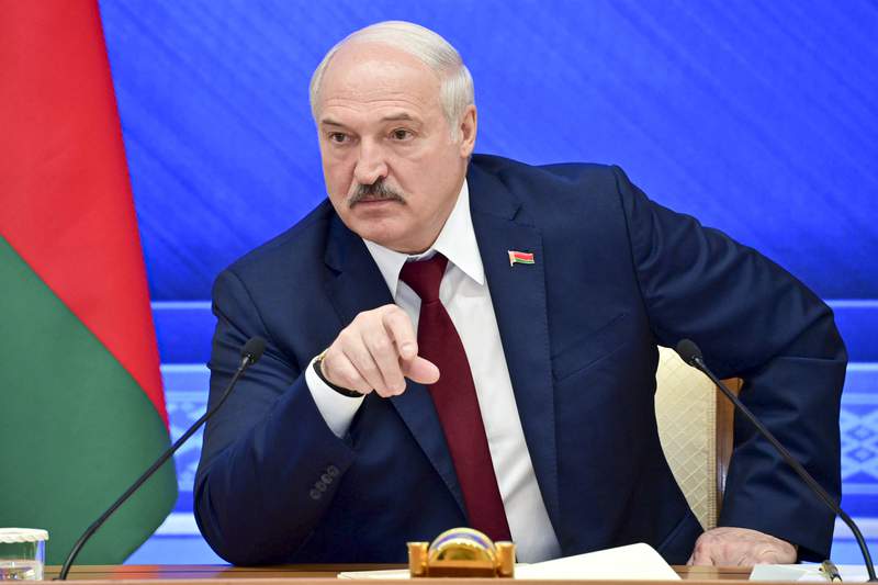 Leader says Belarus expects big shipment of Russian weapons