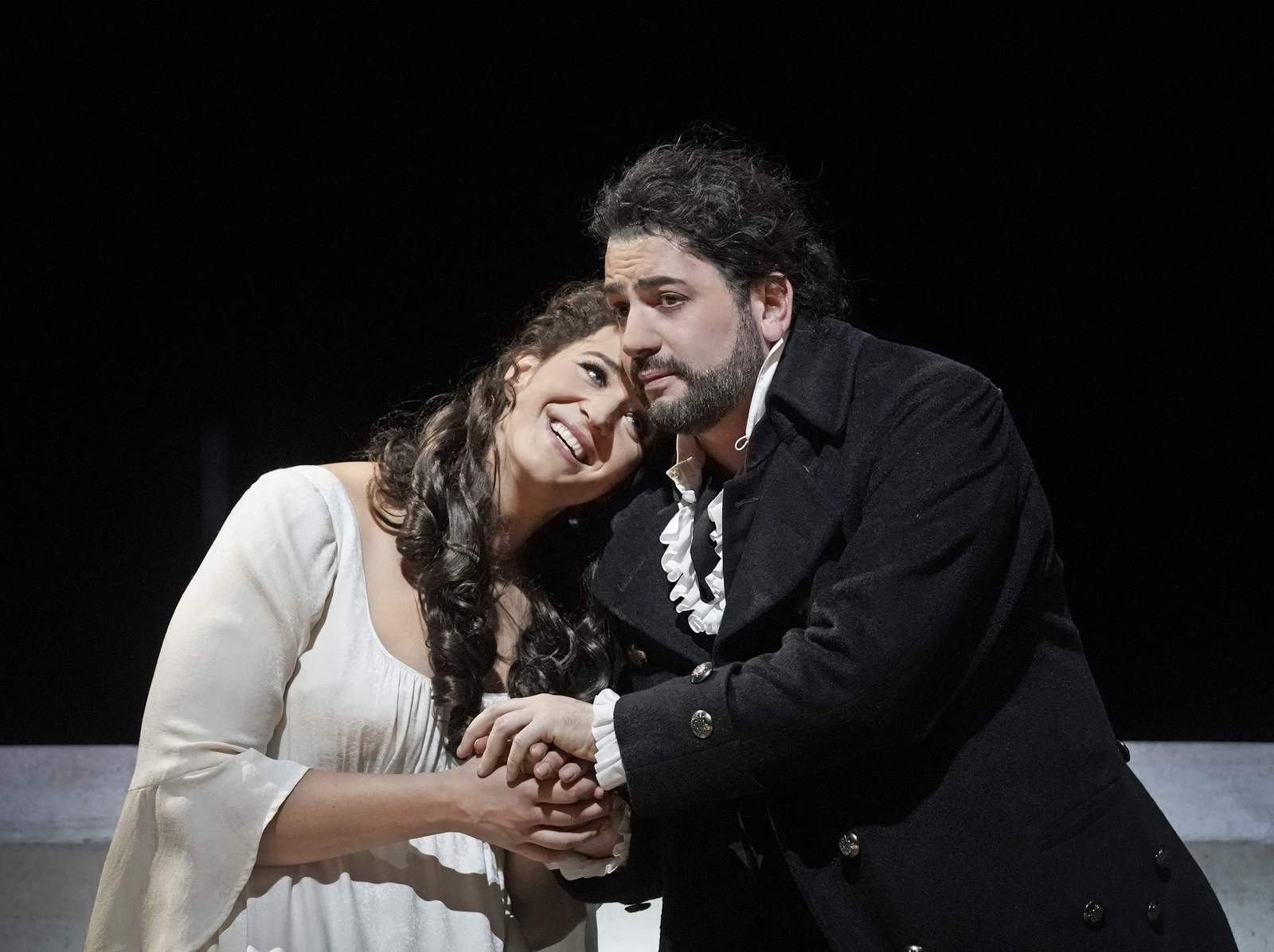 Tenor moves out of Anna Netrebko's shadow