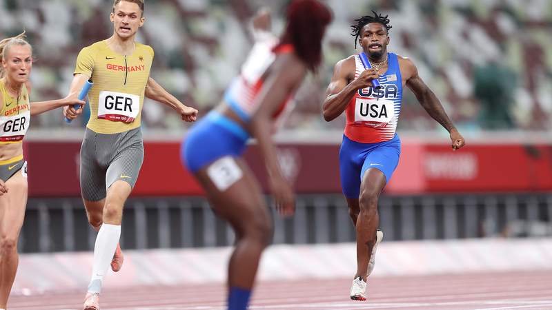 U.S. mixed 4x400m team reinstated after prelims DQ