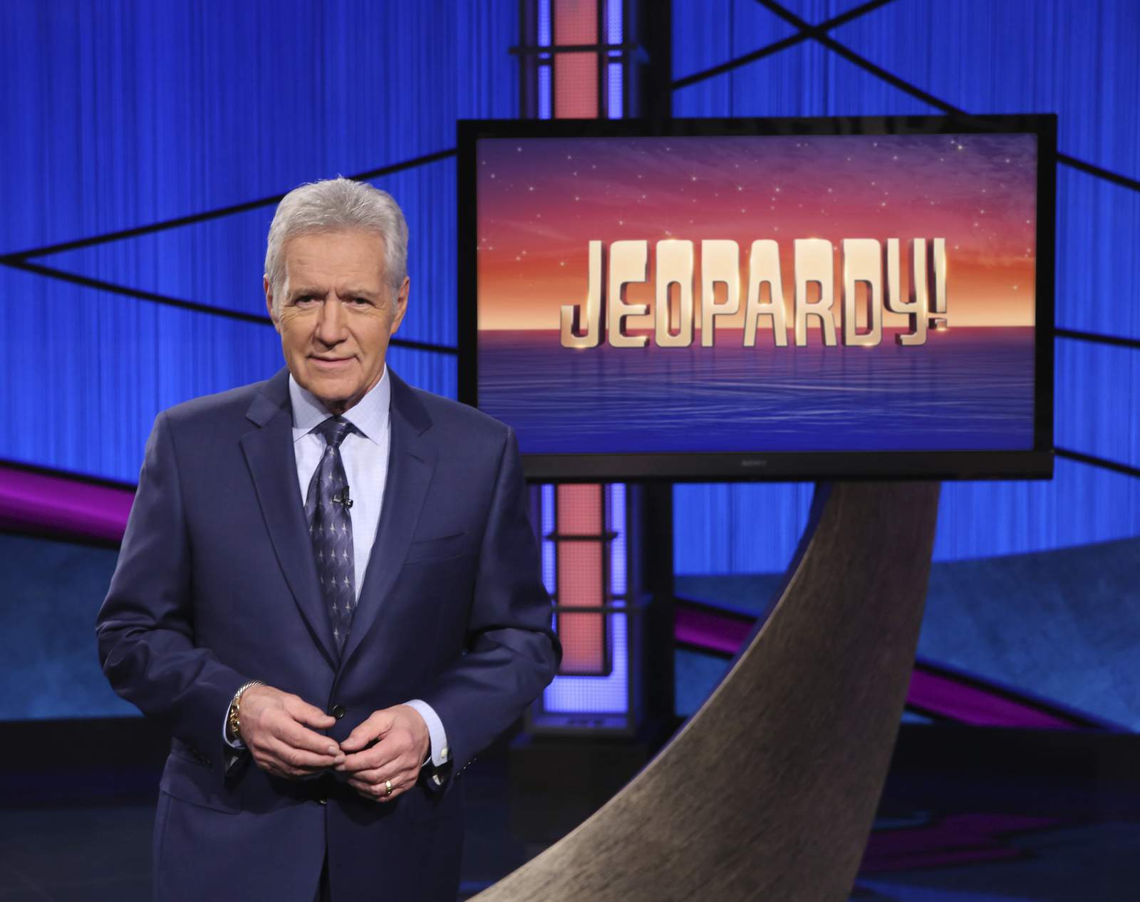 Alex Trebek, longtime ‘Jeopardy!’ host, dies at 80