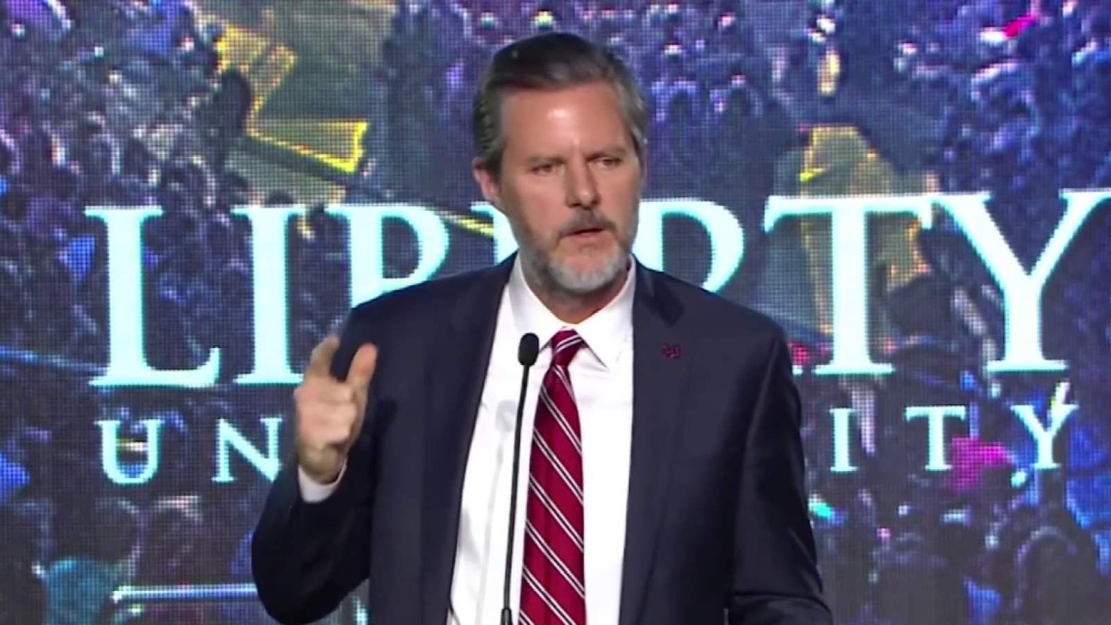 WP: Jerry Falwell Jr. to get $10.5 million in severance, retirement