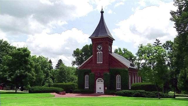 Washington And Lee University To Rename Two Buildings Changes To Come To Lee Chapel There are more than 50 courses at the university washington and lee has produced several leaders in business, politics and the judiciary, including lewis f. washington and lee university to rename