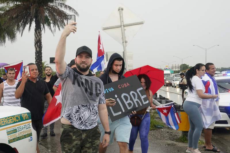 Miami demonstrators block highway to support Cuban protests