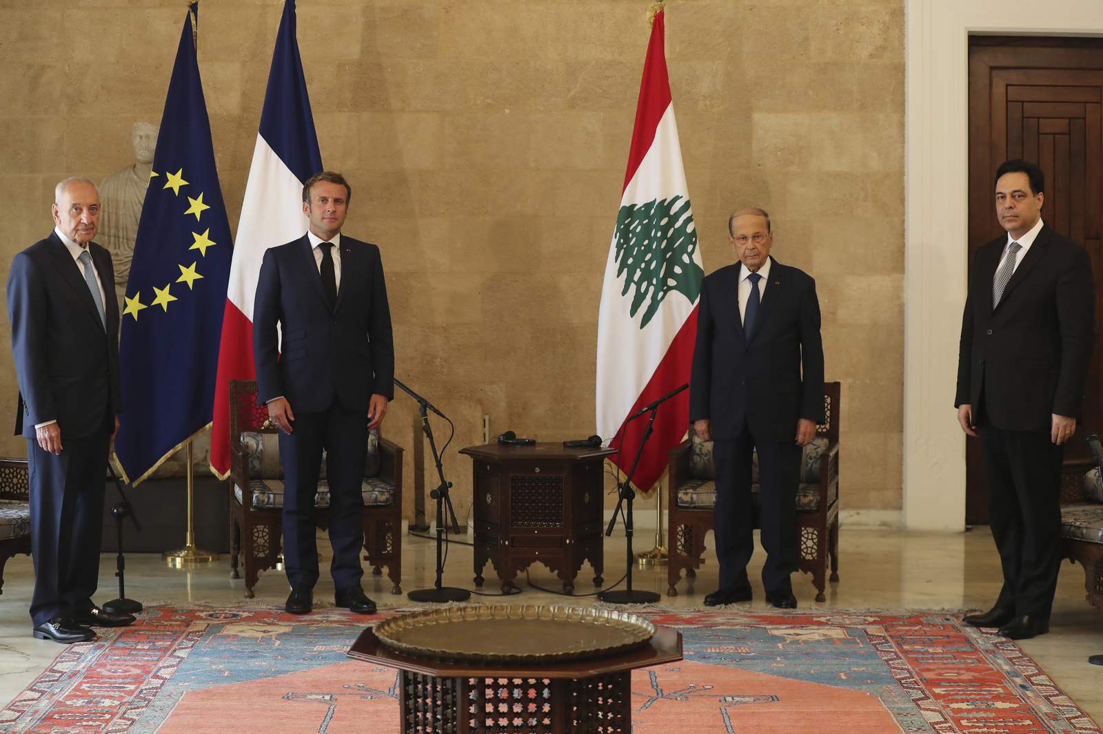 France tries forcing change on Lebanon's politicians