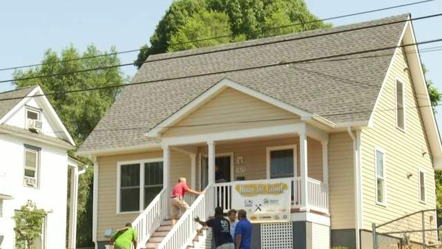 Volunteers help keep 'Home for Good' project on schedule
