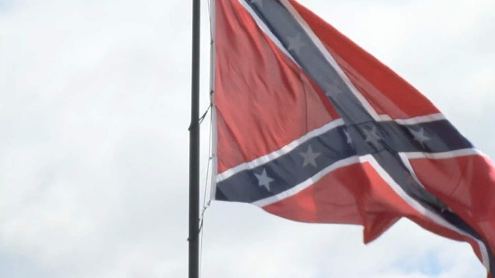 Virginias Loudoun County to remove Confederate monument
