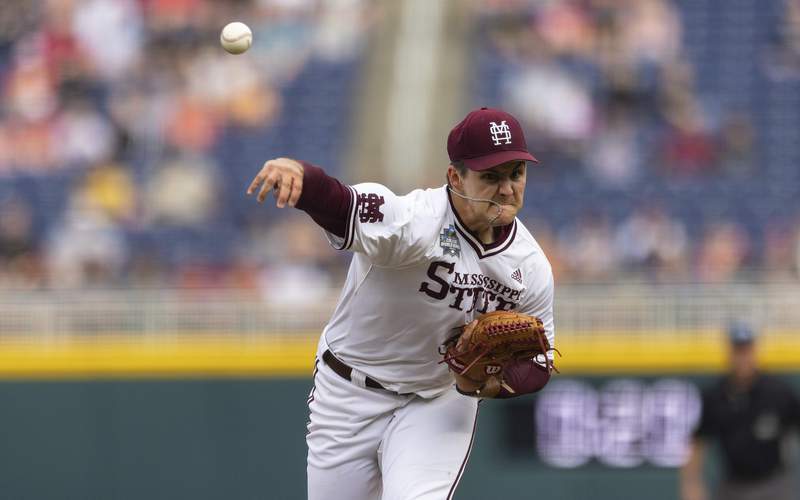 Leggett's RBI hit in 9th sends Mississippi St. to CWS finals