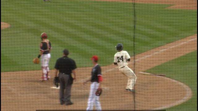 Roanoke College sweeps baseball doubleheader from Lynchburg