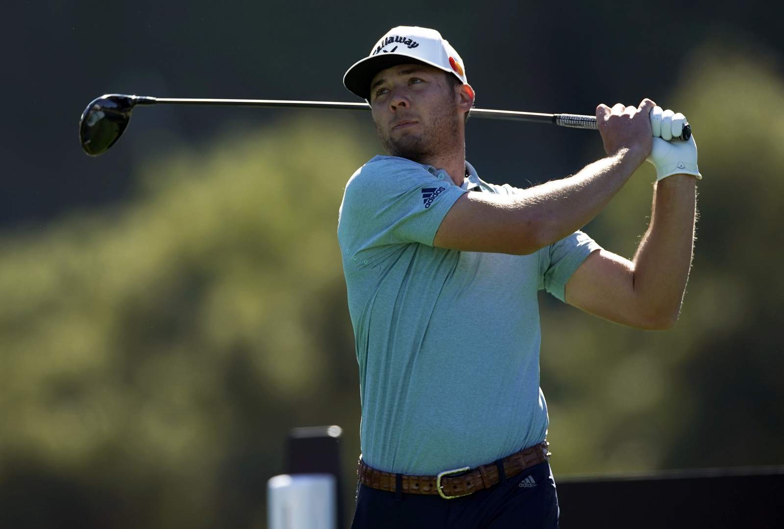 Sam Burns holds his own on a tough, windy day at Riviera