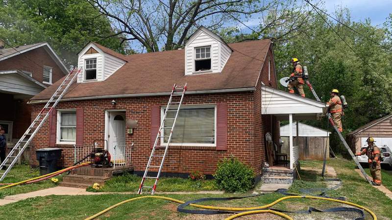 Three adults, one child without a home after house fire in Northwest Roanoke