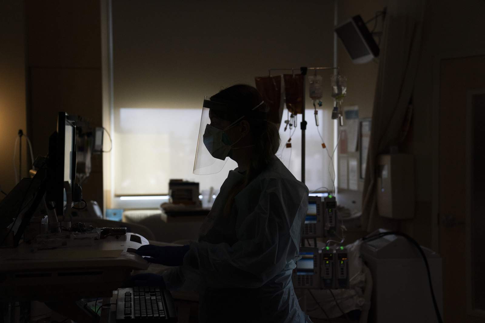 US hospitals facing worrisome shortage of nurses, doctors