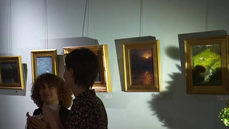 Roanoke art galleries welcome ‘Art By Night’ back to the schedule