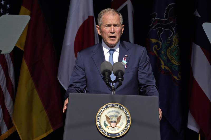 Bush to headline fundraiser for Cheney after Trump backs foe