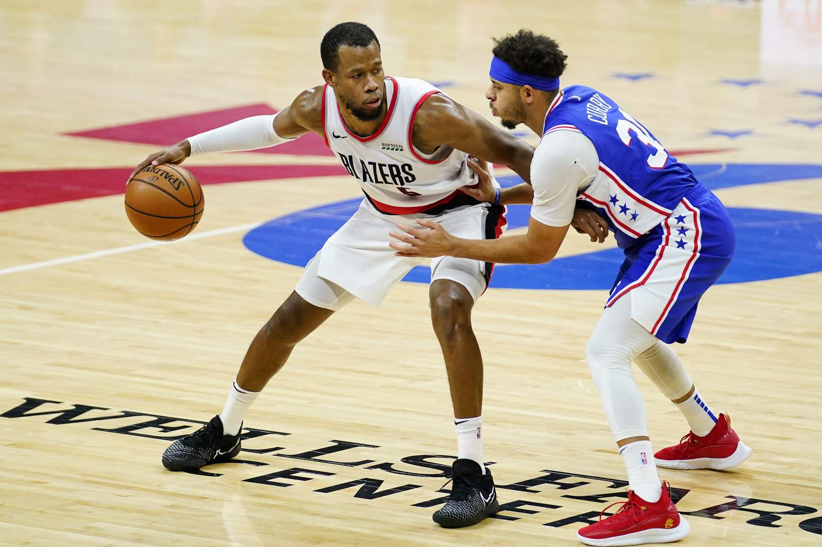 Trent, Anthony lead undermanned Portland past 76ers 121-105