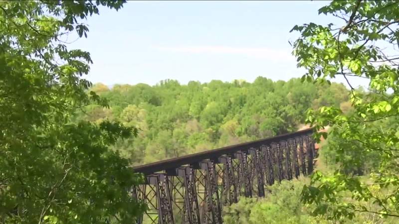 Lynchburg leaders urge people to stay off railroad tracks after fatal fall