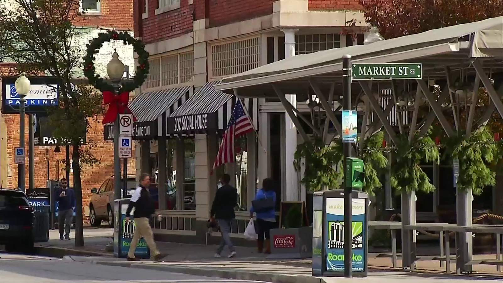 Free holiday parking returns to downtown Roanoke on Wednesday