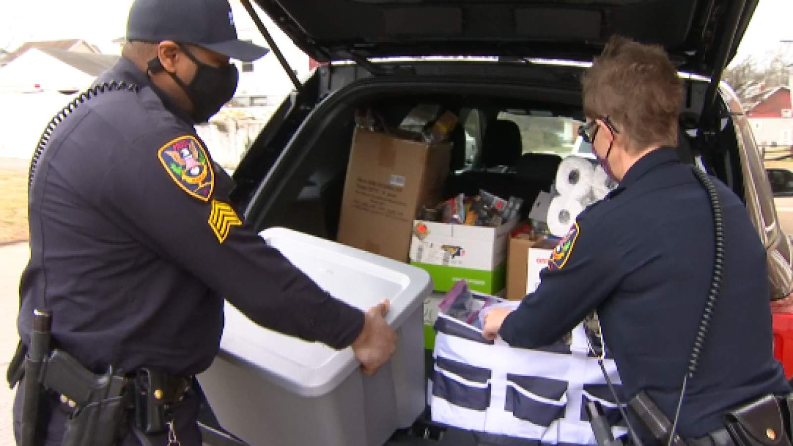 Roanoke City Police deliver donations to new educational support center