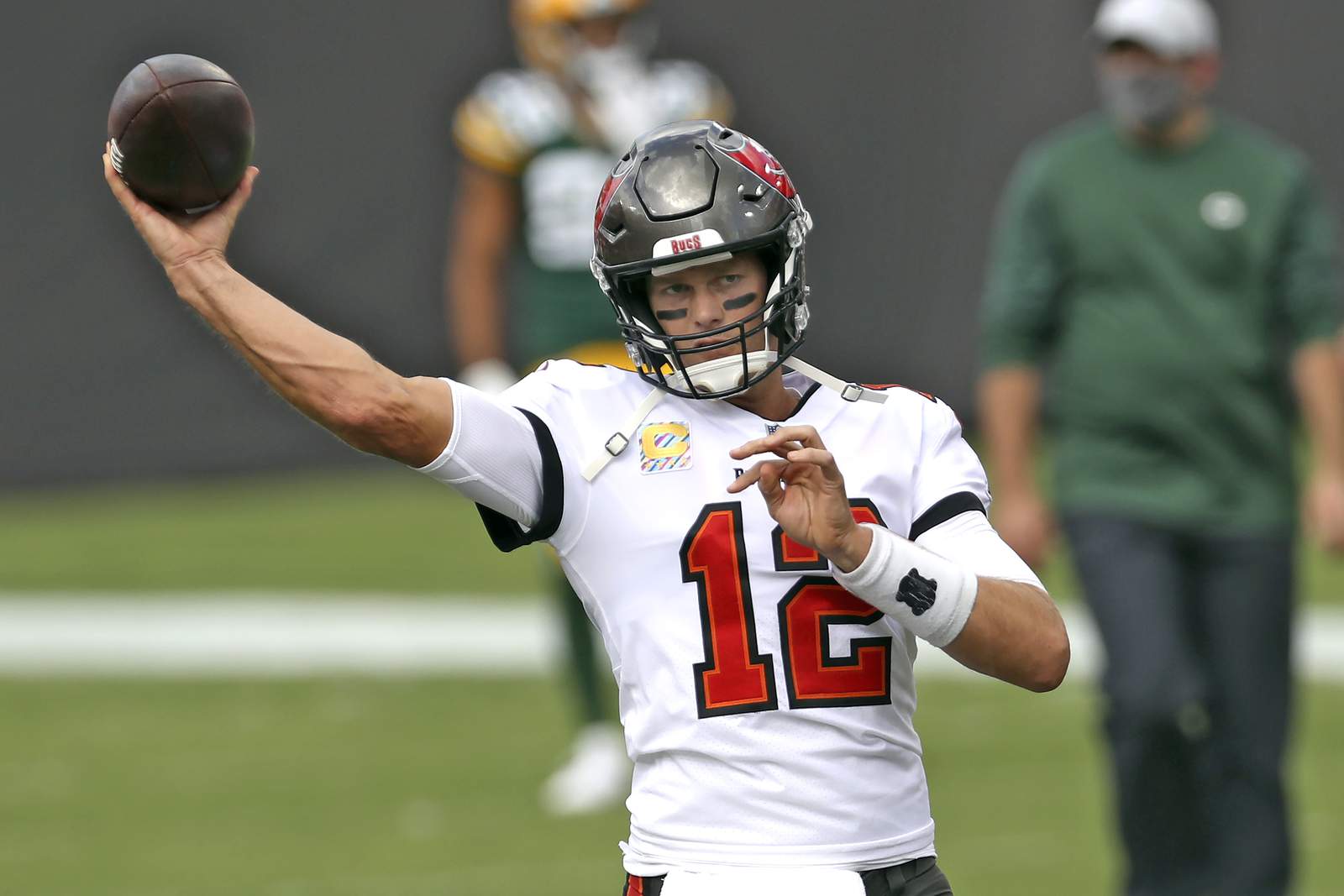 The Latest: Tagovailoa gets first NFL snaps in Miami win