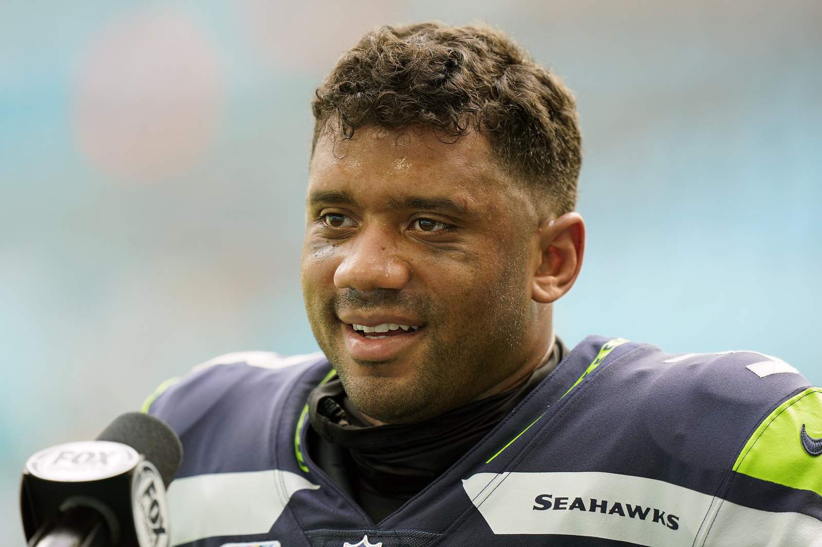 Russell Wilson, Travis Kelce among NFL Man of Year nominees