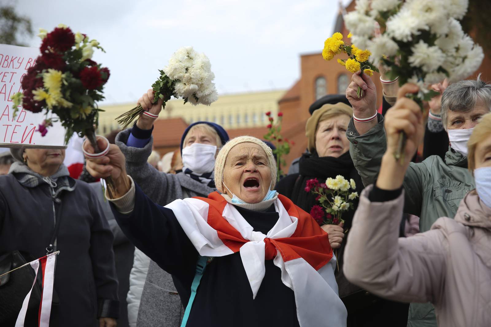 Strikers in Belarus press for authoritarian leader's ouster