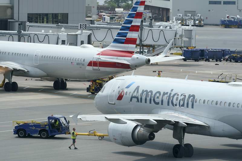 American Airlines posts $169 million profit on taxpayer help