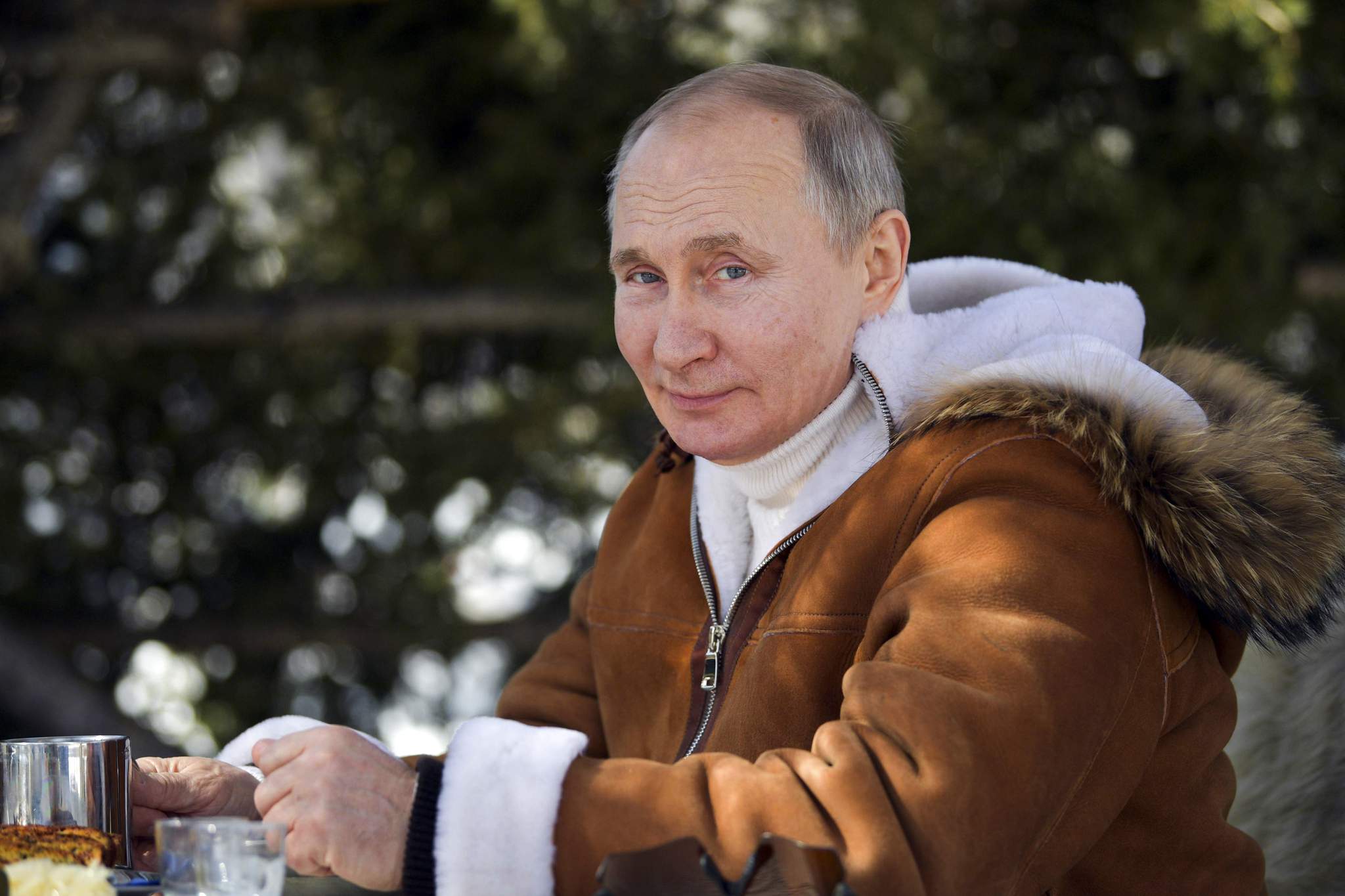 Russia criticizes US refusal to hold quick Putin-Biden call