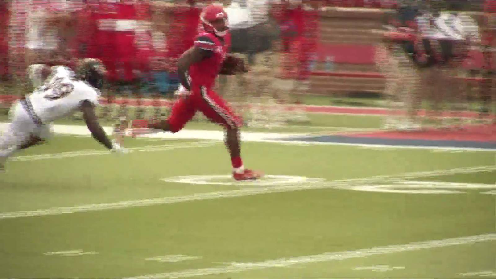 7 for 7: Willis’ record-setting day sparks Liberty’s victory over Southern Miss