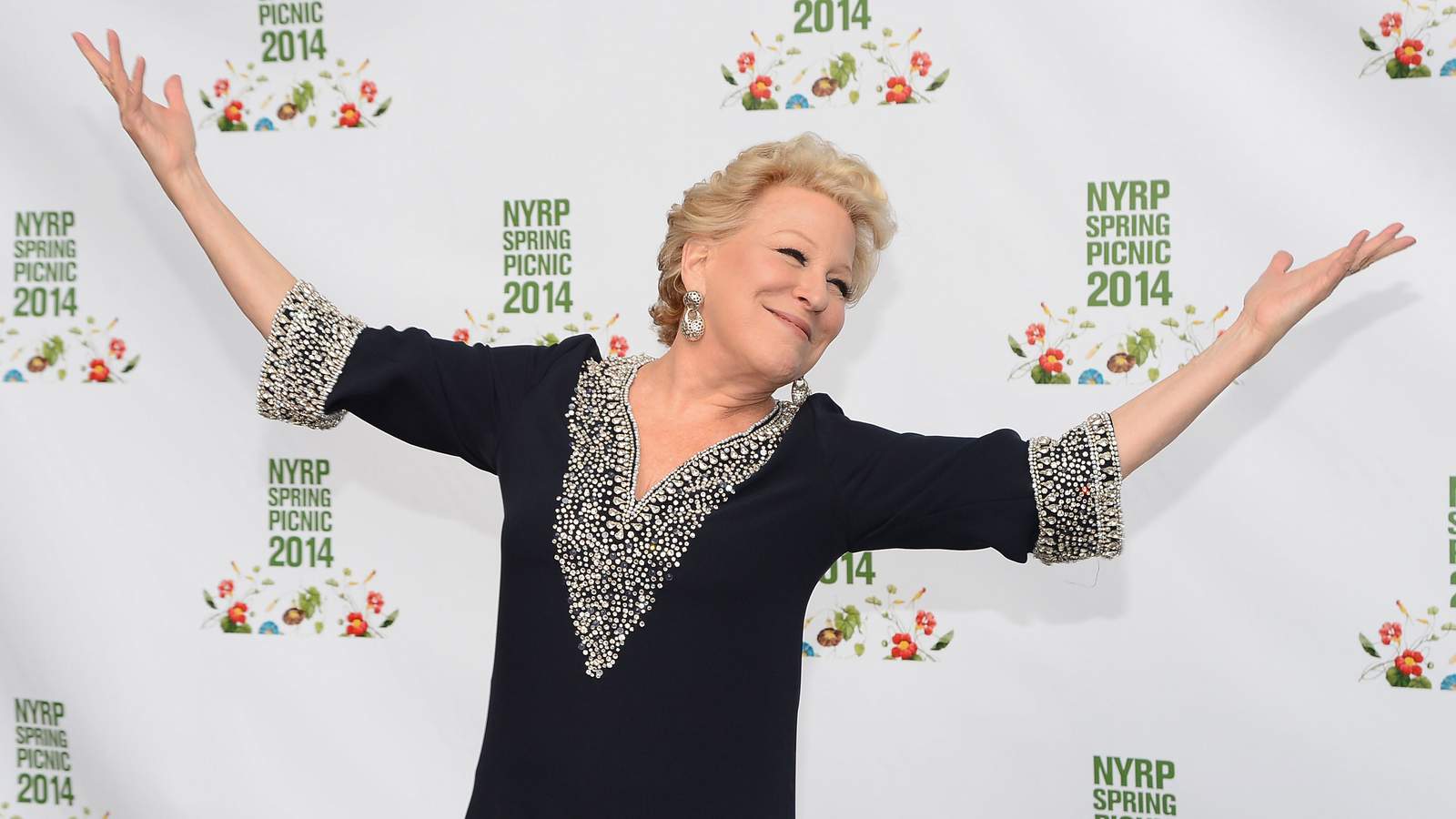 Bette Midler writes kids book about Central Park duck