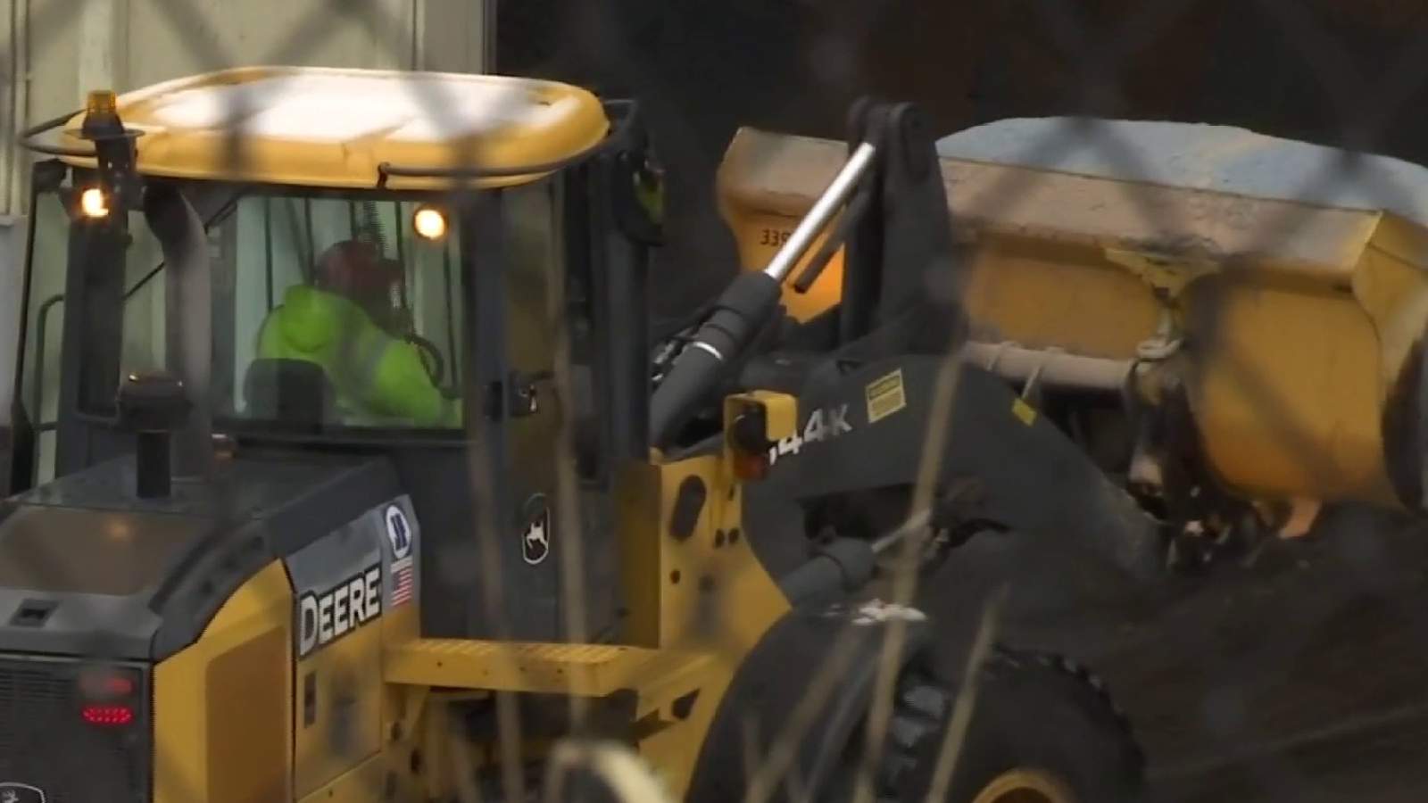 VDOT prepares for more wintry weather while cleaning up latest ice storm