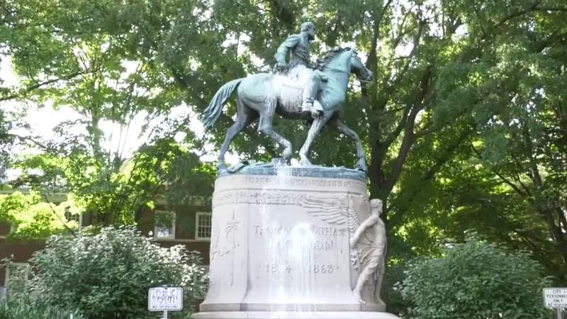 Charlottesville’s Stonewall Jackson statue once again vandalized