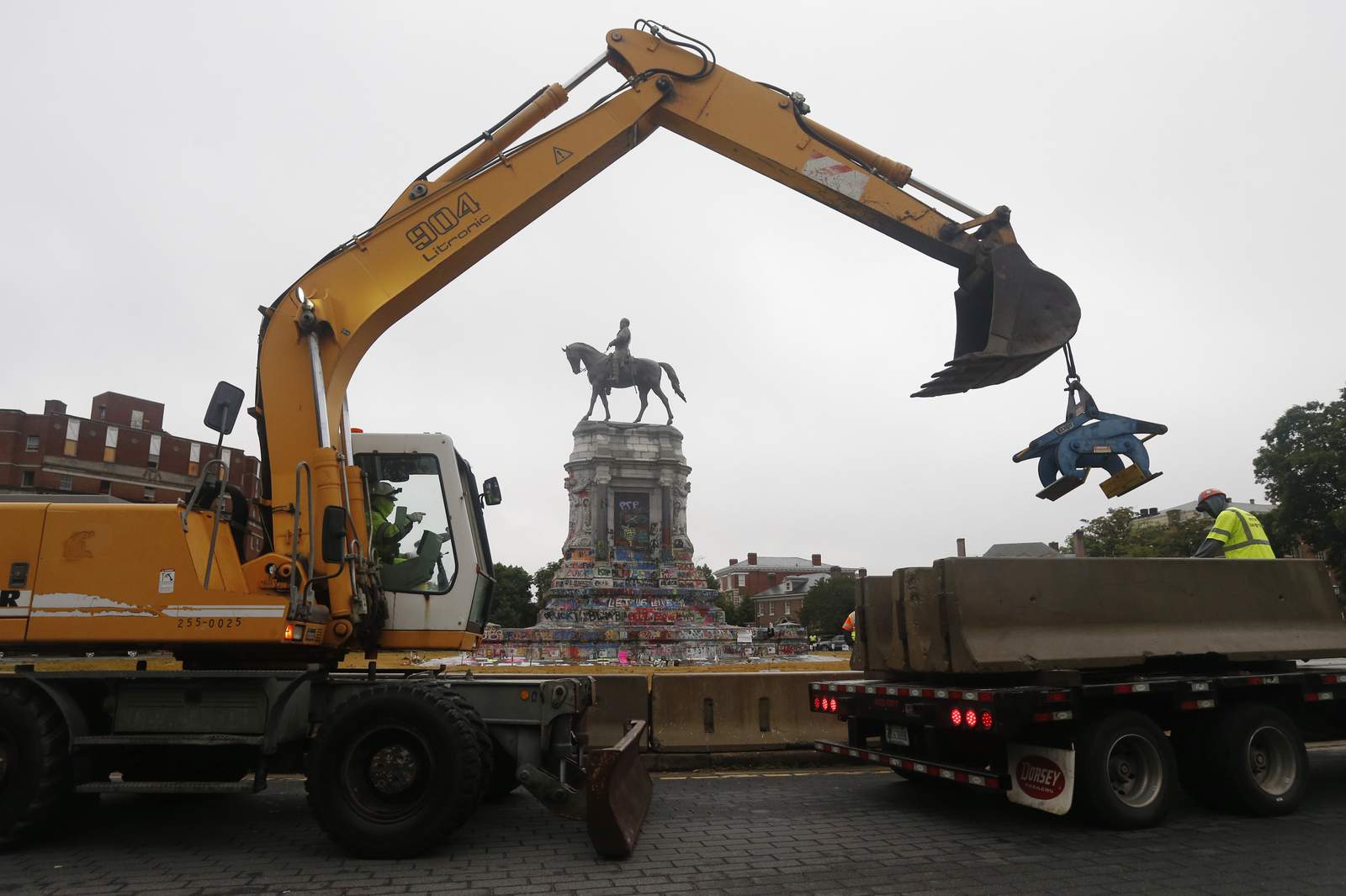 Lawsuit challenging removal of Lee statue in Richmond won’t move forward