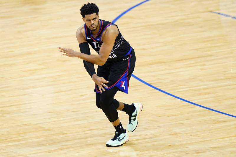 Harris scores 37, leads 76ers past Wizards 125-118 in Game 1