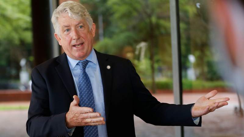 AG Mark Herring urges Virginians to be cautious of scams targeting immigrants