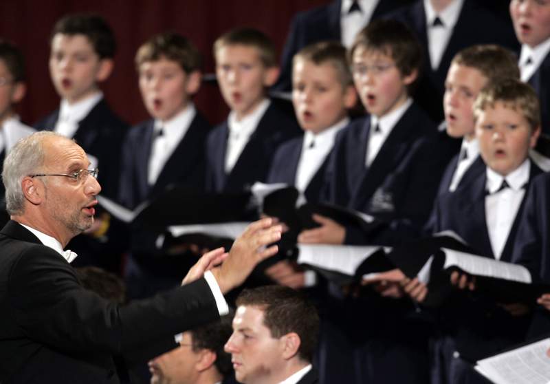 Famous German boys' choir to add separate choir for girls