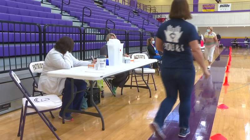 Nearly 100 Roanoke students vaccinated through district-hosted COVID vaccine clinic