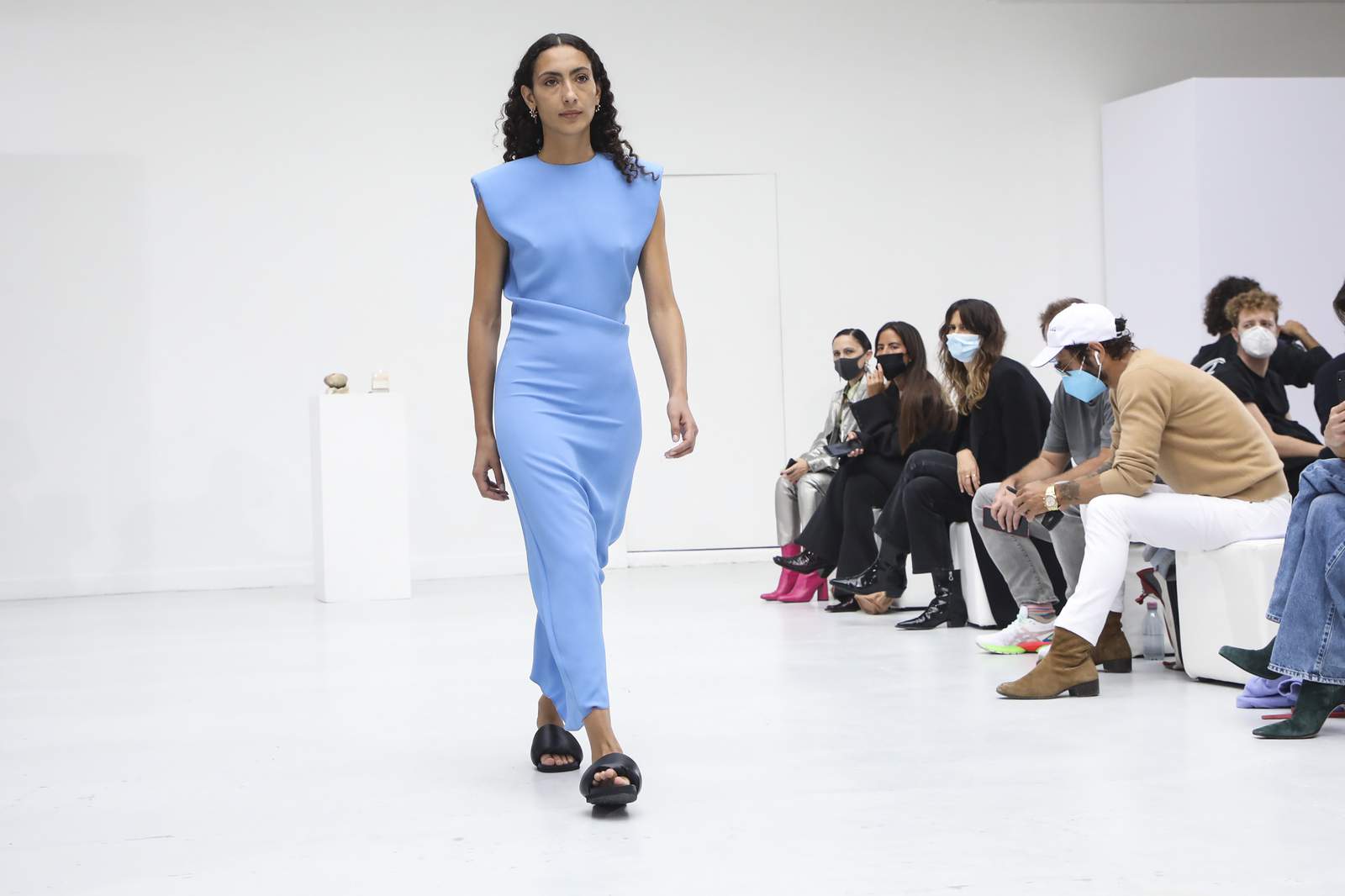 Takada death upends Paris fashion; Givenchy unveils designer