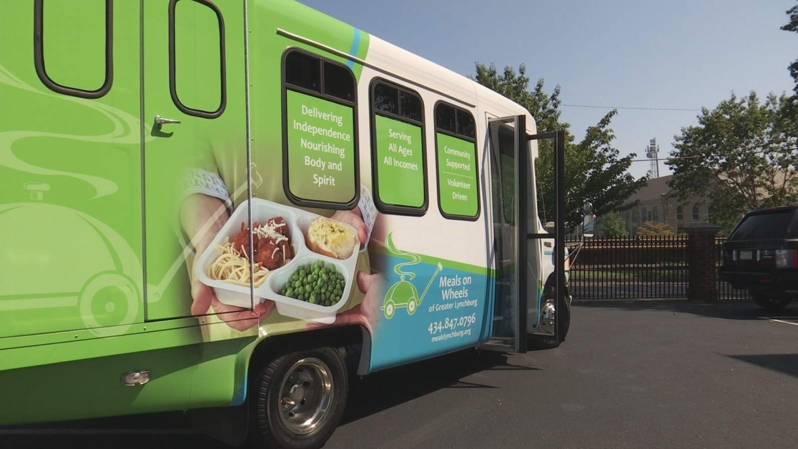 Meals on Wheels of Greater Lynchburg sees major growth during pandemic, gets new bus to deliver food