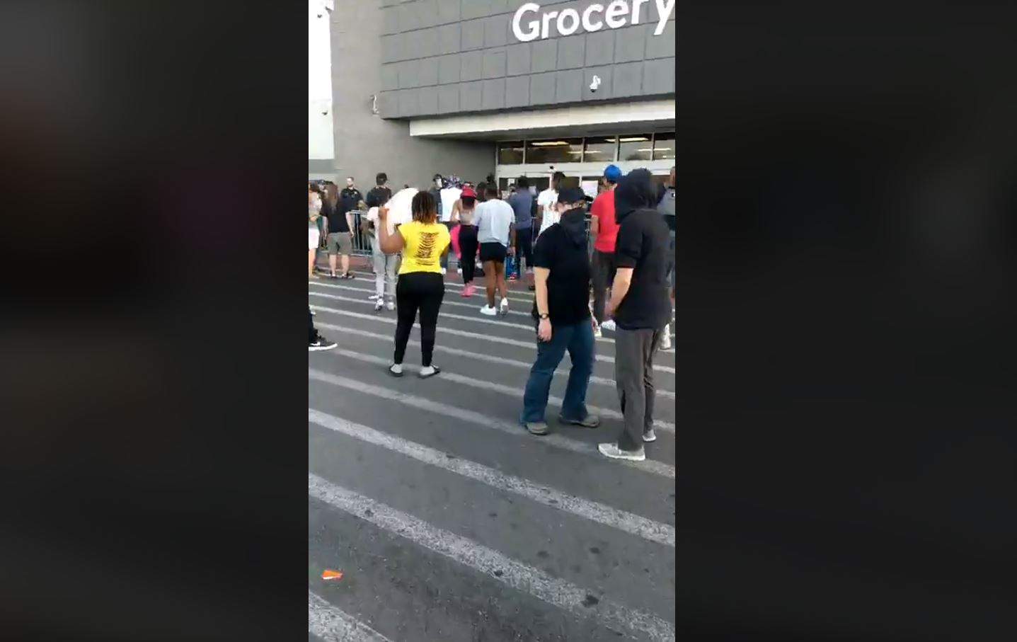 Hundreds of officers respond to Valley View Walmart as store closes early due to protests