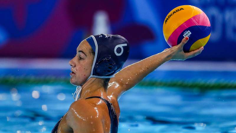 U.S. women start charge for third straight water polo gold with blowout win over Japan