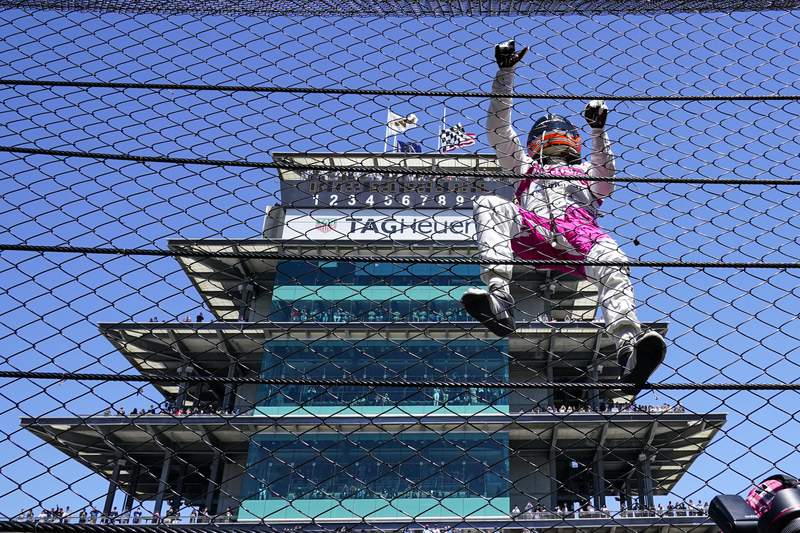 Good company: Helio Castroneves wins Indy 500 for 4th time