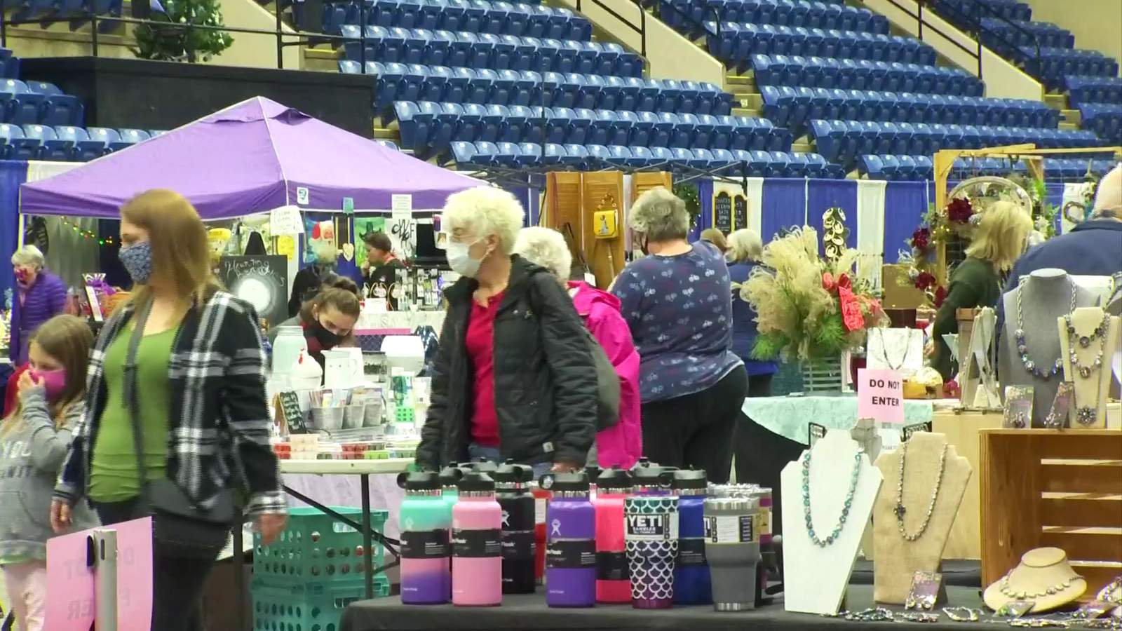 Holiday market in Salem offered unique gift ideas from local vendors