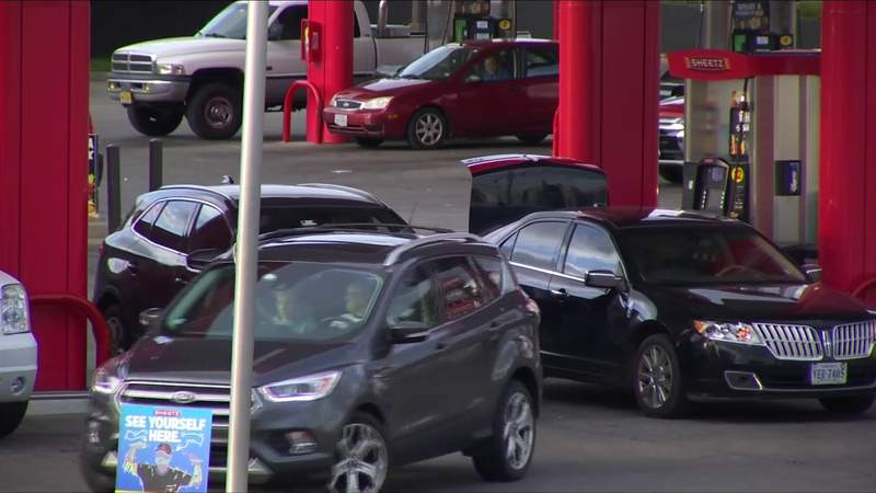 ‘People are panicking for literally no reason’: Why you don’t need to get gas this instant
