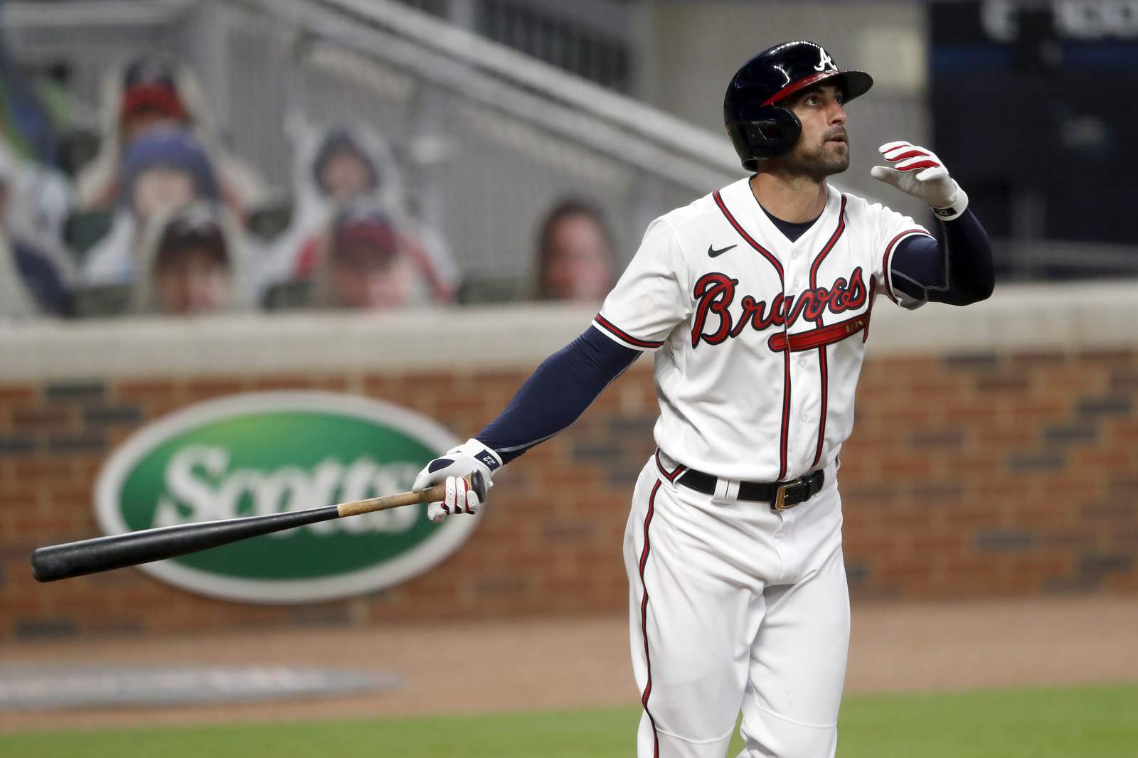 Braves OF Markakis goes on IL, possible COVID-19 exposure