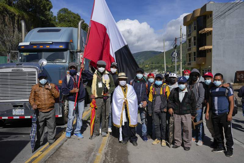 Guatemalans protest president, attorney general
