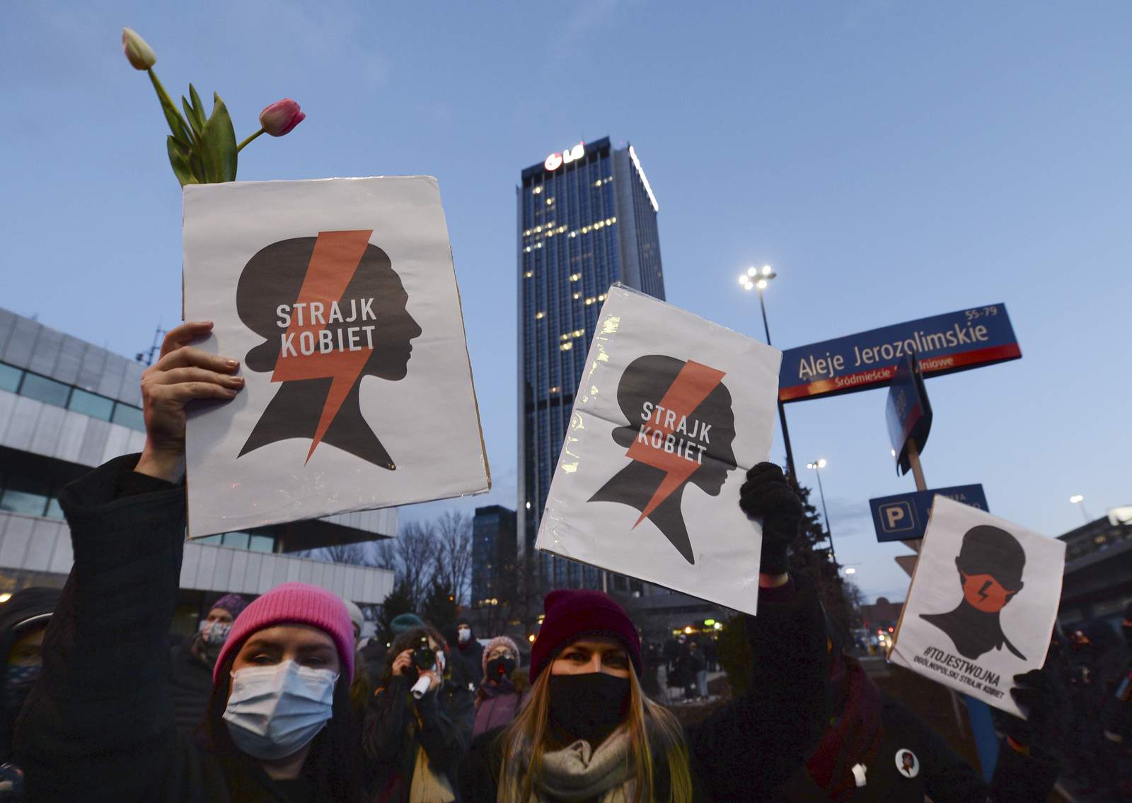 Polish women mark Women's Day protesting abortion ban
